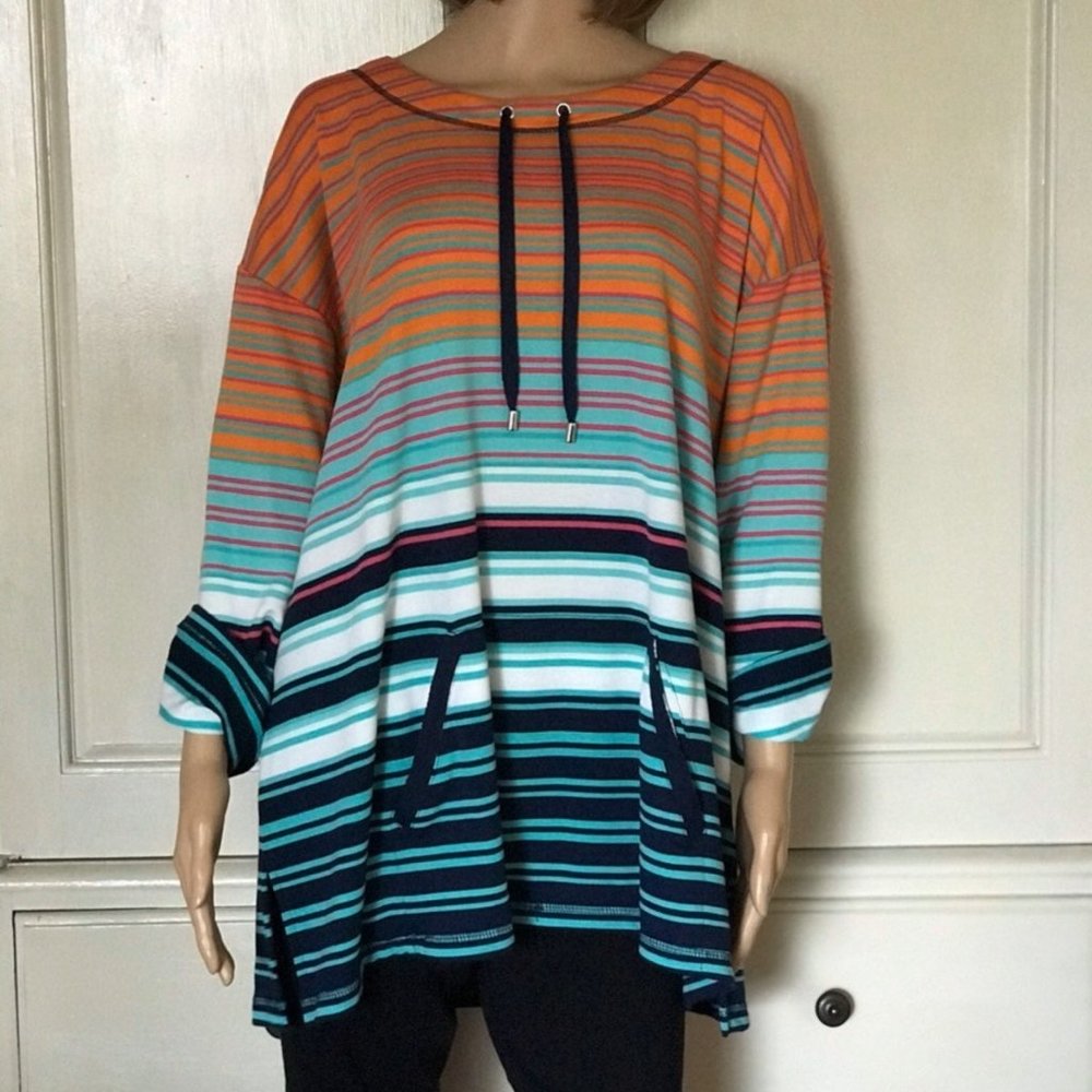 Women's Top Size 1X
